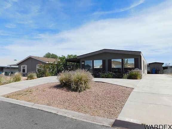 2nd image of 562 Riverfront Dr