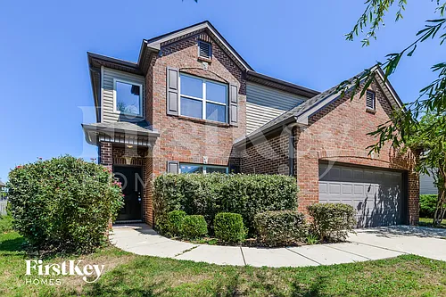 2045 Kensington Ct Photo 1