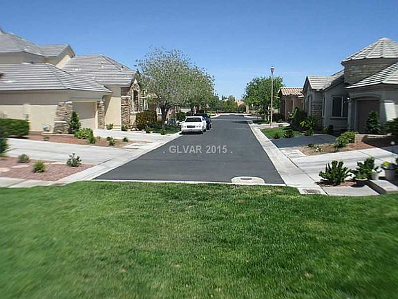 4th image of 10496 Tyler Park Ave