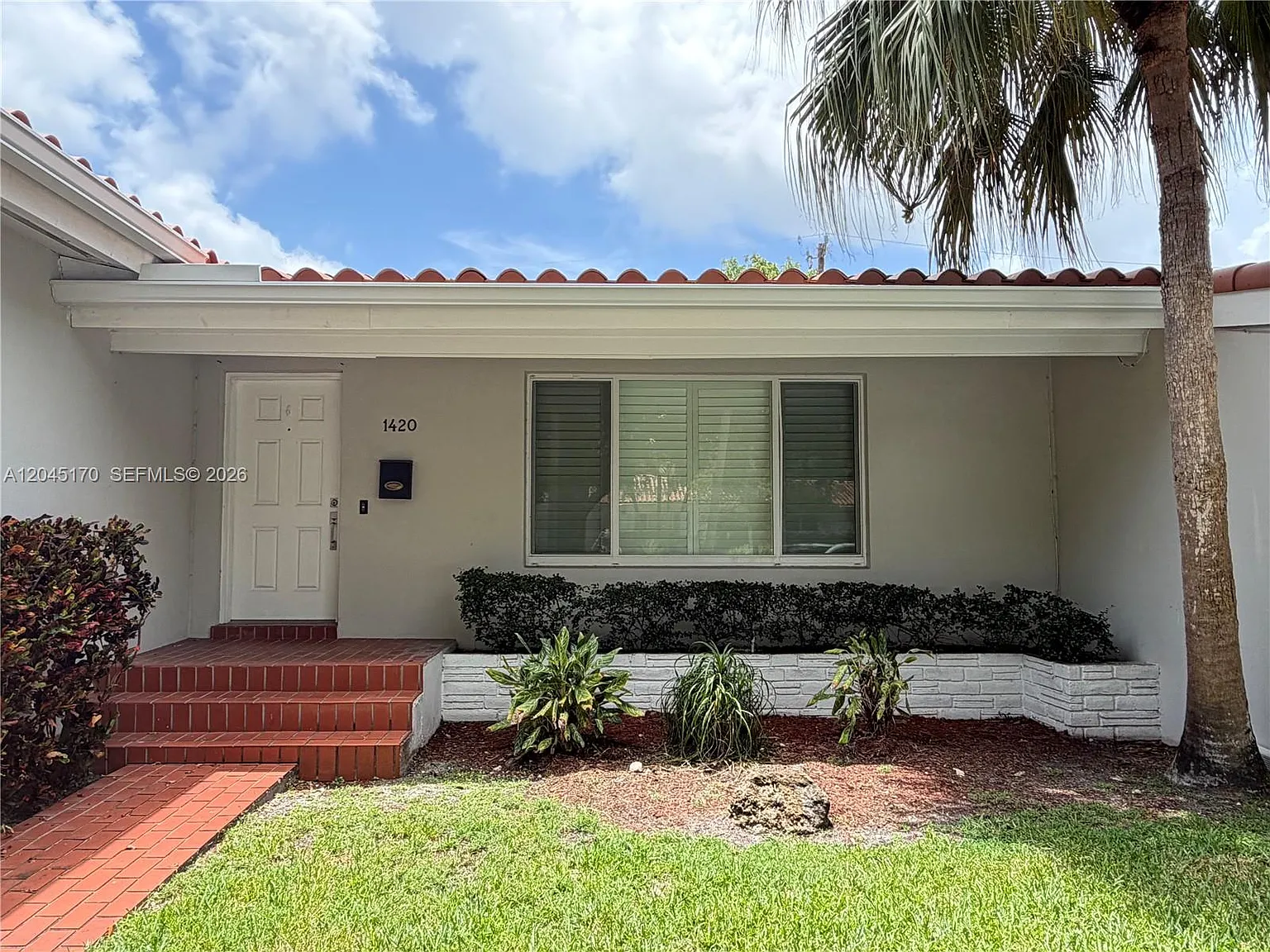 Coral Gables Riviera Sec — Photo 2