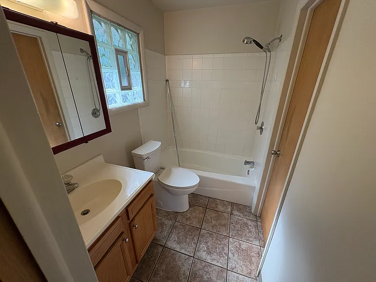 2317 Edgevale Rd — Photo 7