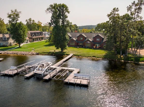 10440 Gull Point Rd, Brainerd, MN 56401