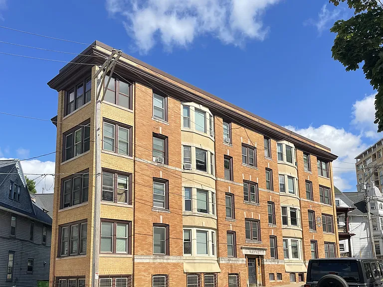 213 N Hamilton St #1S — Photo 1