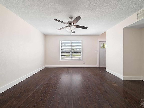 5th image of 960 W Zarragossa St