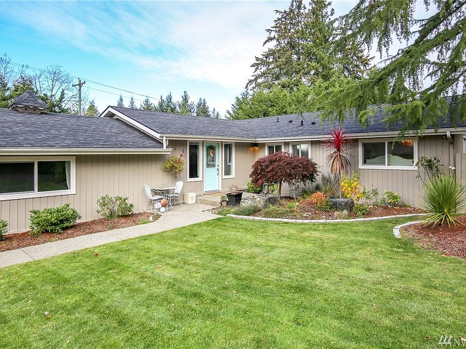 1st image of 9628 Kopachuck Dr NW