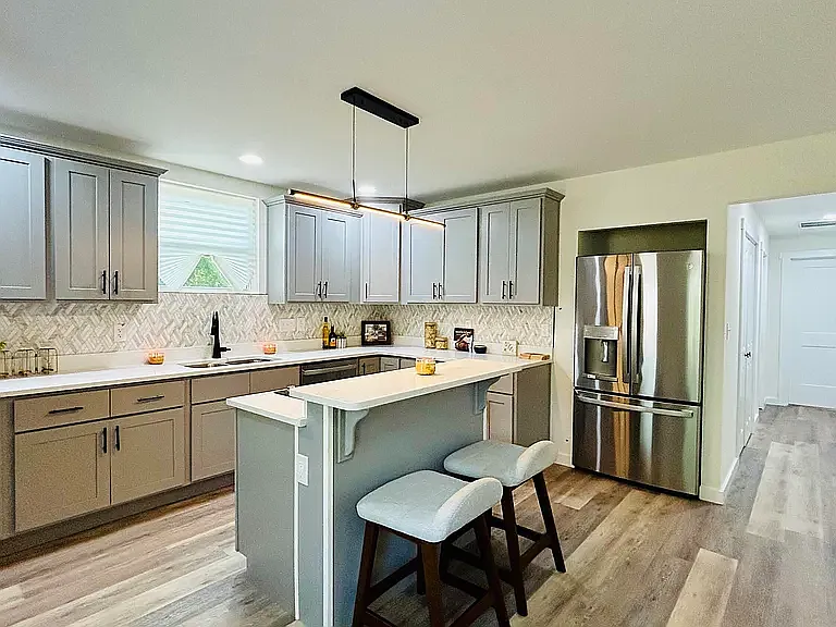 532 E Nelson Ave — Photo 7