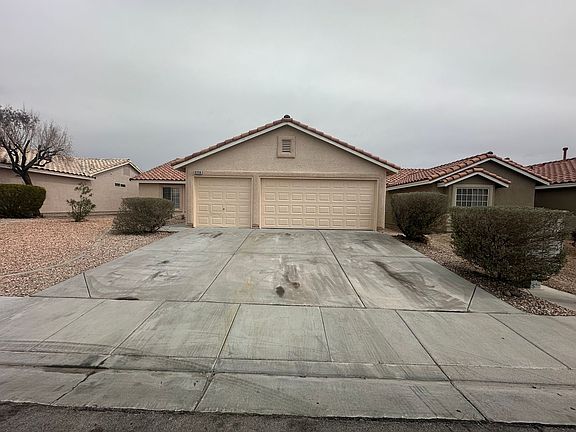 2nd image of 5118 Stone Cove St