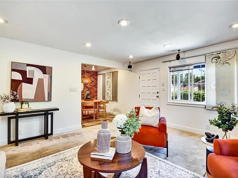 1786 Armand Dr — Photo 7