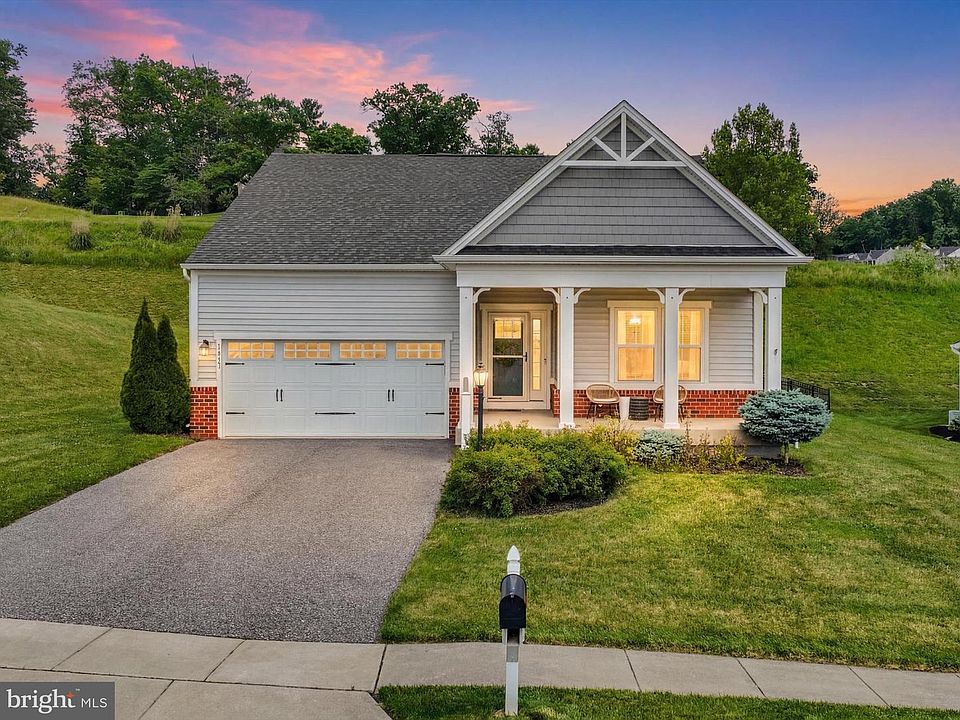 1st image of 1411 Crest Way