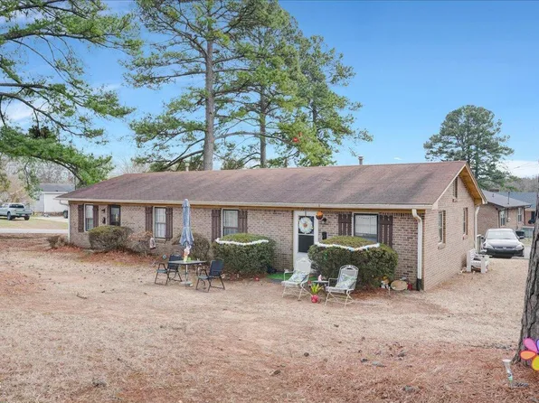 1203 W 10th St, Roanoke Rapids, NC 27870