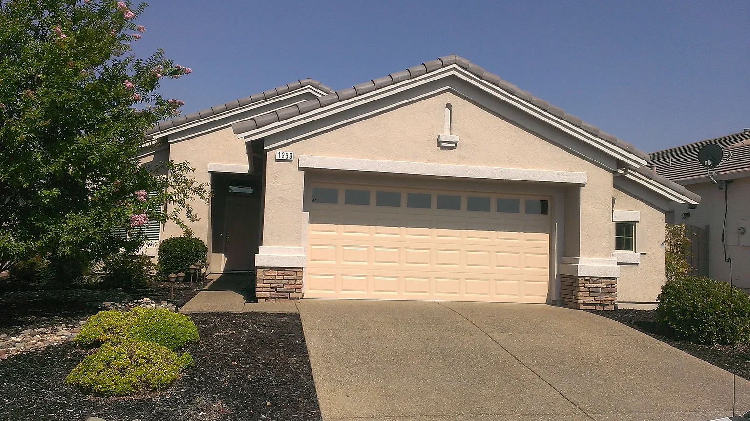 1339 Tahoma Ln photo 1