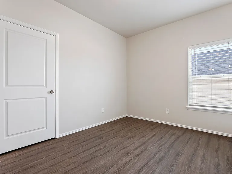 397 Marjorie St — Photo 17