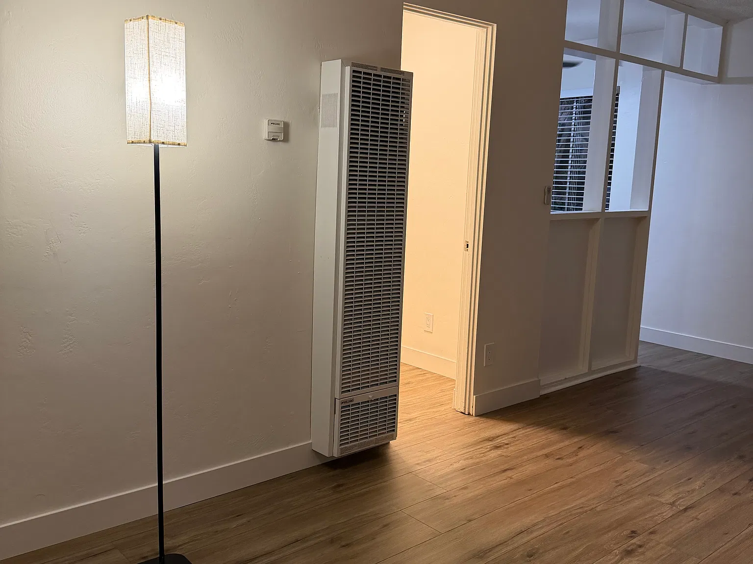 Studio, 400 sqft, $1,800 — Photo 4