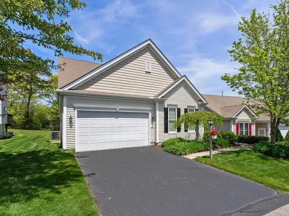 22 Canoe Lndg, Plymouth, MA 02360