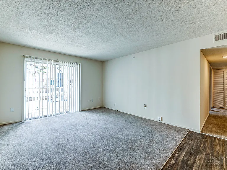 Crown Pointe — Photo 14