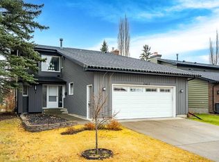 2427 Deer Side Dr N, Calgary, AB T2J 5L7