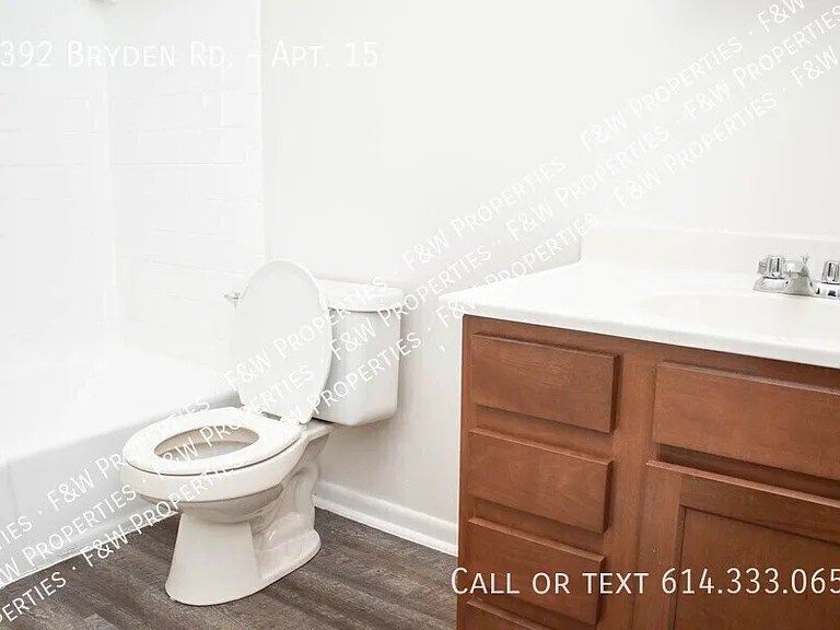 1392 Bryden Rd #15 — Photo 9
