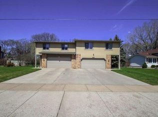 2740 Mississippi St, New Brighton, MN 55112