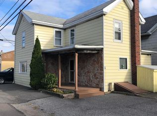 559 Garibaldi Ct, Hazleton, PA 18201