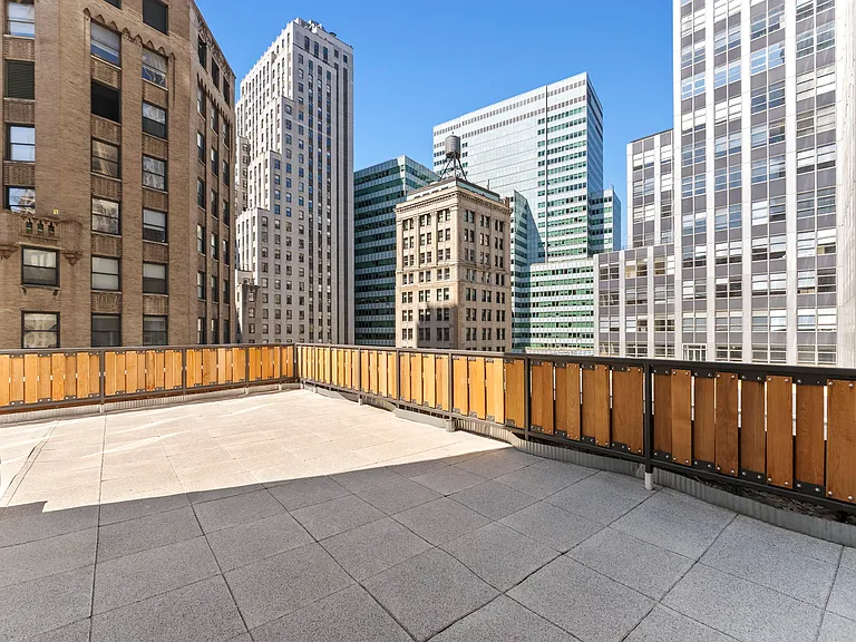55 Broad St #709 — Photo 4