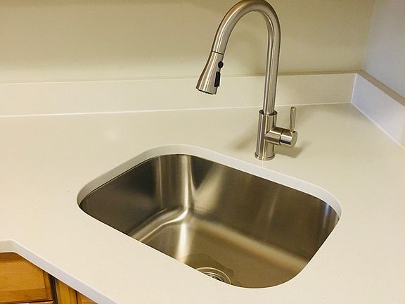 4th image of 630 Harrison St APT 1