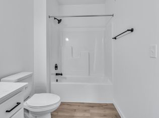 2465 62nd Ave S #116, Fargo, ND