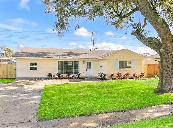 2nd image of 3609 Academy Dr