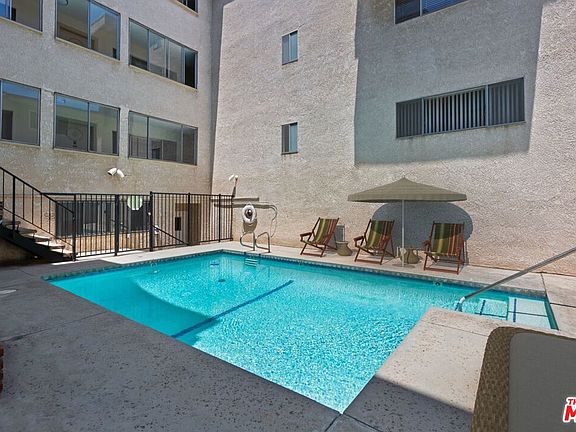 2nd image of 1821 S Bentley Ave APT 105