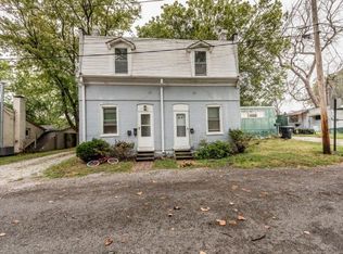 25 S 15th St #B, Belleville, IL