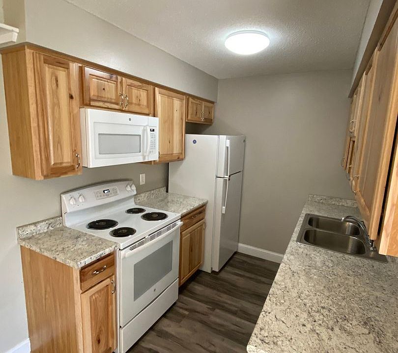 Spring Valley Apartments 104 NW 8th St Grimes IA Zillow