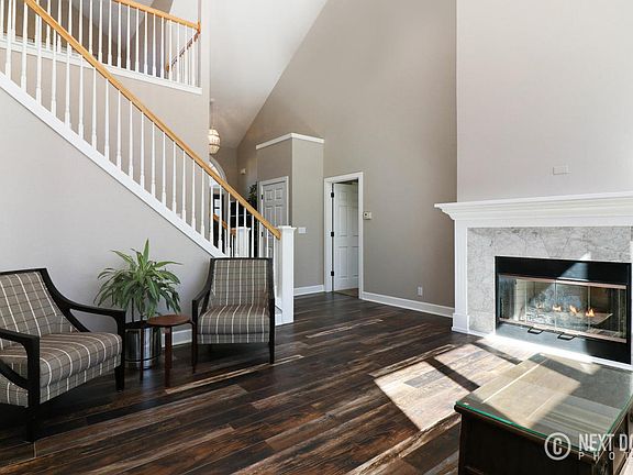 3rd image of 2208 S Bristol St