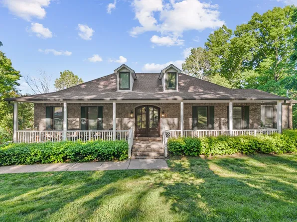 105 Foxwood Ln SW, Franklin, TN 37069