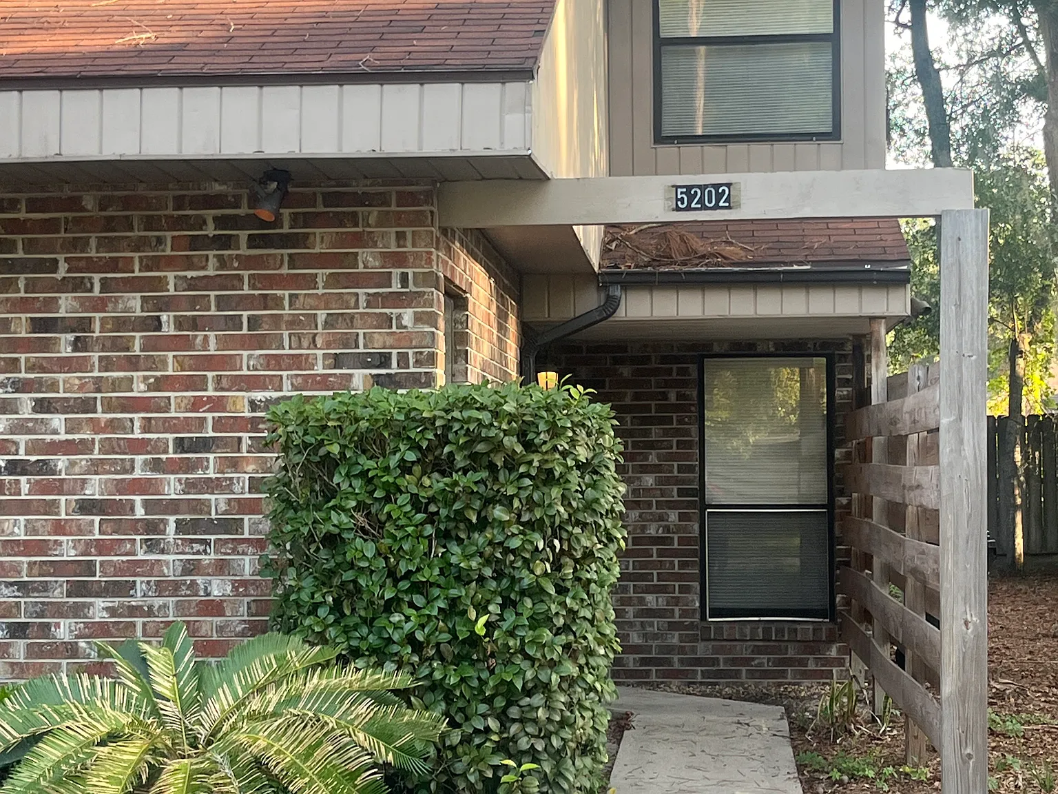 2 bed, 1129 sqft, $1,750 — Photo 1