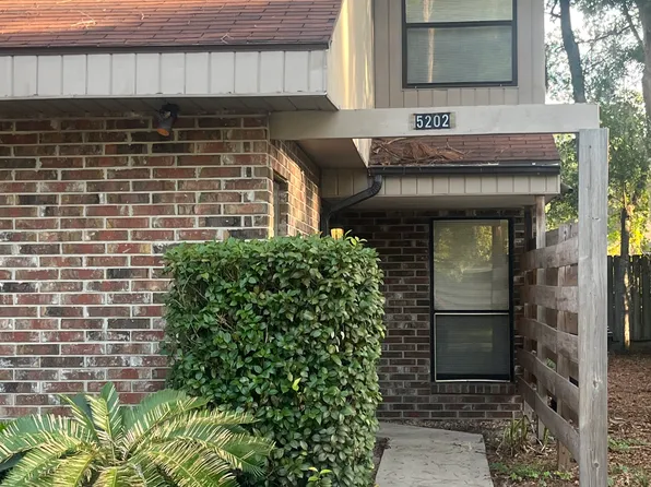 5202 NW 34th Pl, Gainesville, FL 32606
