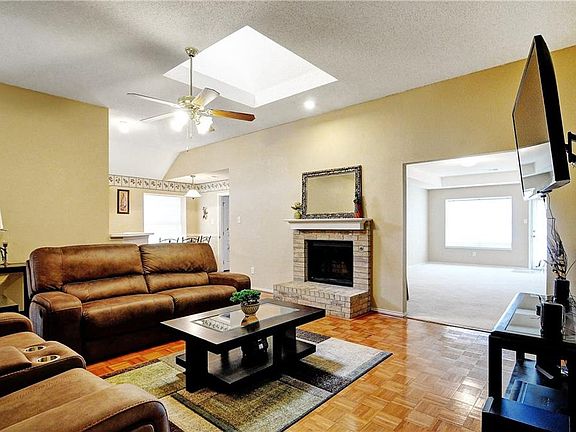 4th image of 6402 Bluebonnet Dr