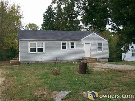 1st image of 30 Chestnut Dr
