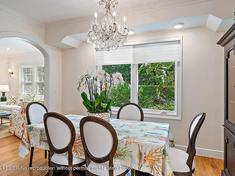 240 Seabreeze Ave — Photo 12