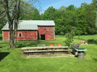 9711 Whitbeck Rd, Montague, MI 49437