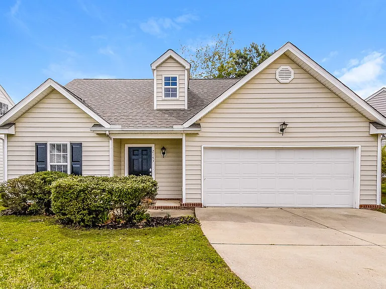 2143 Castle Pines Dr — Photo 1