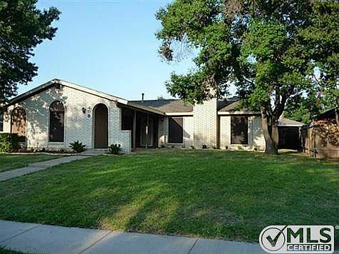 4th image of 409 Dogwood Dr