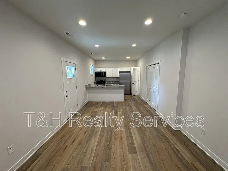 415 N Walcott St #A — Photo 5