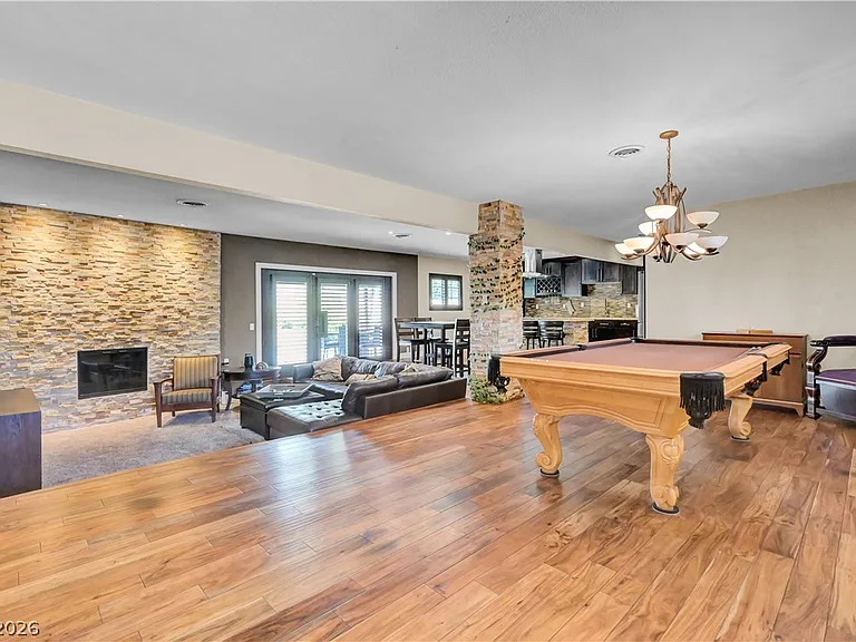 2712 W Oakey Blvd — Photo 6
