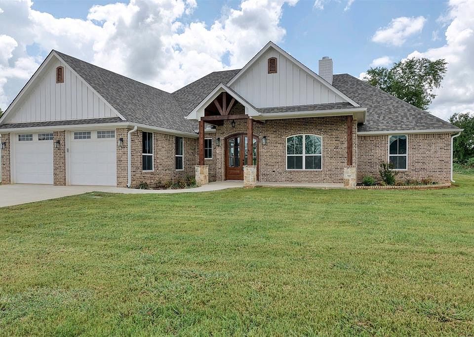 1st image of 252 Heritage Way
