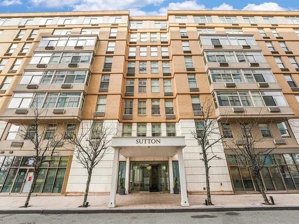 10 Regent St APT 319, Jersey City, NJ 07302