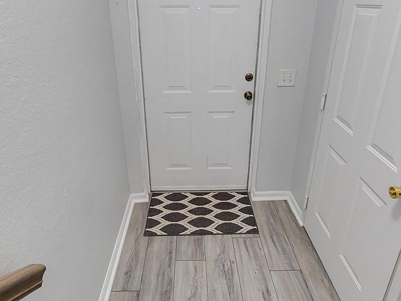 Home For Sale In KENSINGTON OF ROYAL PALM BEACH MINIUM