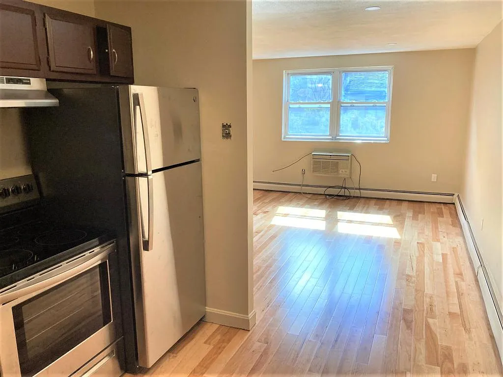 Building Photo - 89 E Squantum St