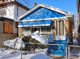 4914 W Walton St, Chicago, IL 60651