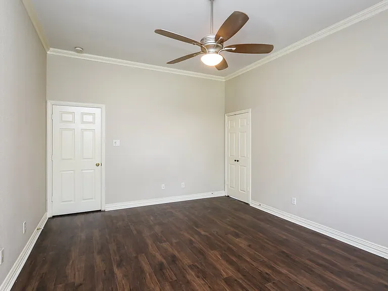 1 Charleston Ct — Photo 12