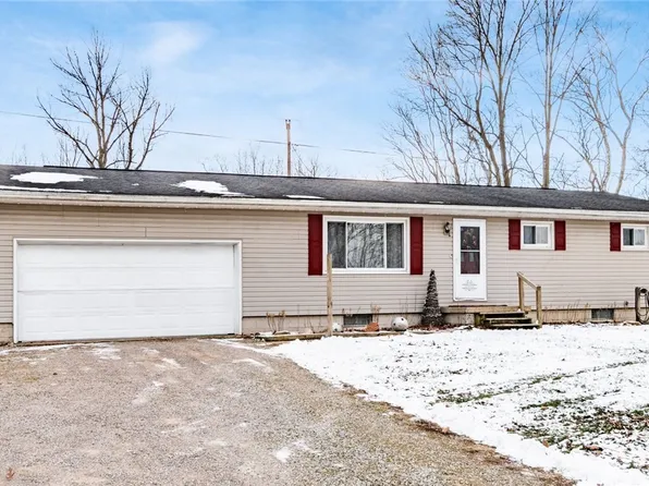 606 Main St, Duncan Falls, OH 43734