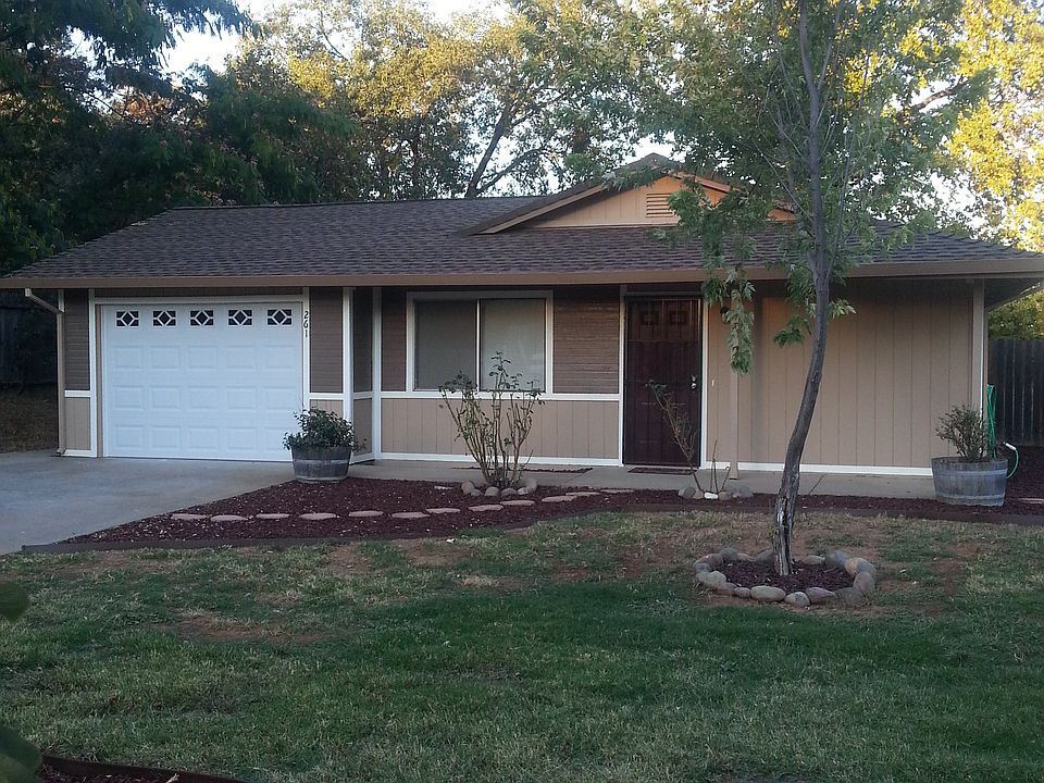 1st image of 261 Centaur Dr